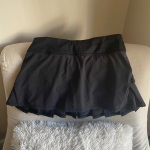 Lululemon Run Pace Setter Skirt, size 4